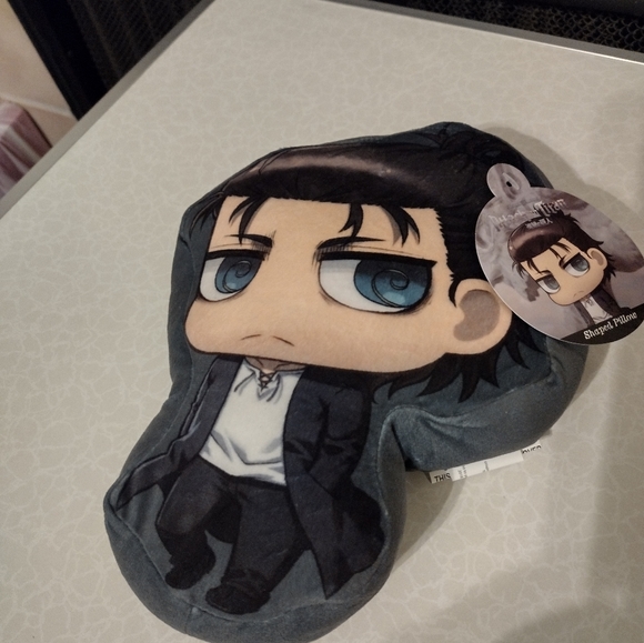 Attack on Titan 10" figure plush - Picture 4 of 6